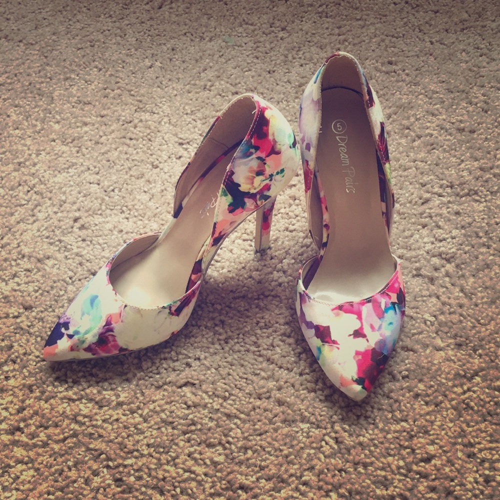 Floral pumps